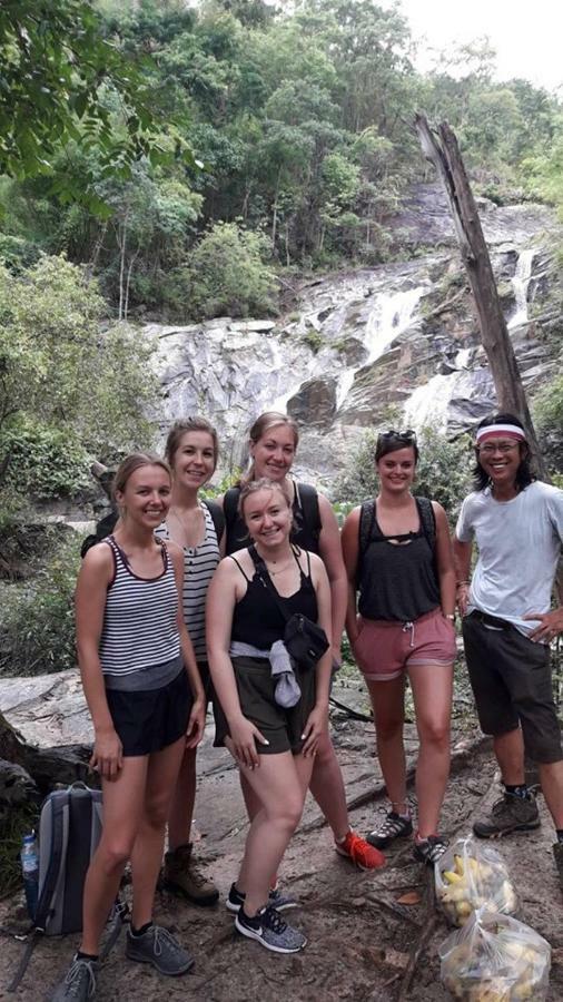 Keta' Jungle Trek House Hostel Chiang Mai Exterior photo